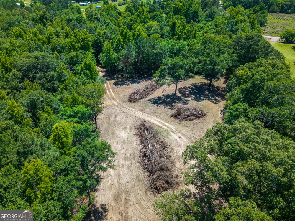 557 Limestone RD Cochran, GA 31014