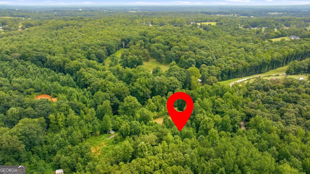 759 Fairview RD Pendergrass, GA 30567