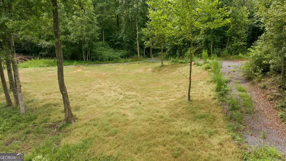 759 Fairview RD Pendergrass, GA 30567