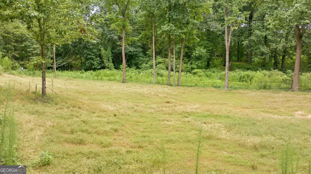 759 Fairview RD Pendergrass, GA 30567
