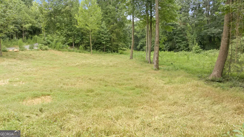 759 Fairview RD Pendergrass, GA 30567