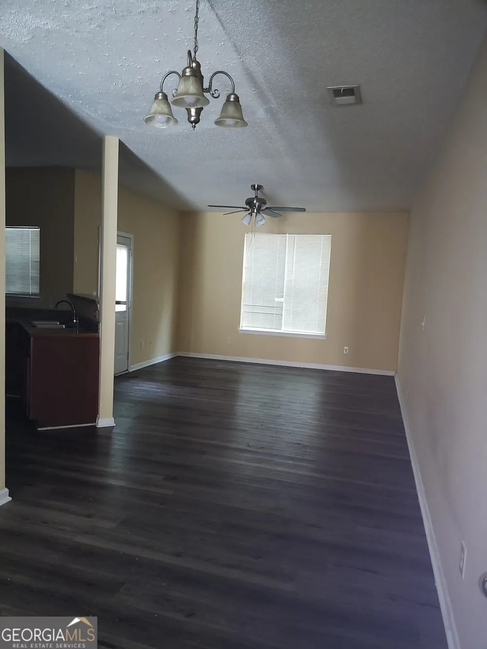 7306 Bridlewood CT Jonesboro, GA 30236