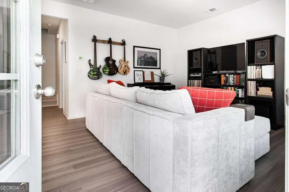 2106 Remy CT Kennesaw, GA 30144