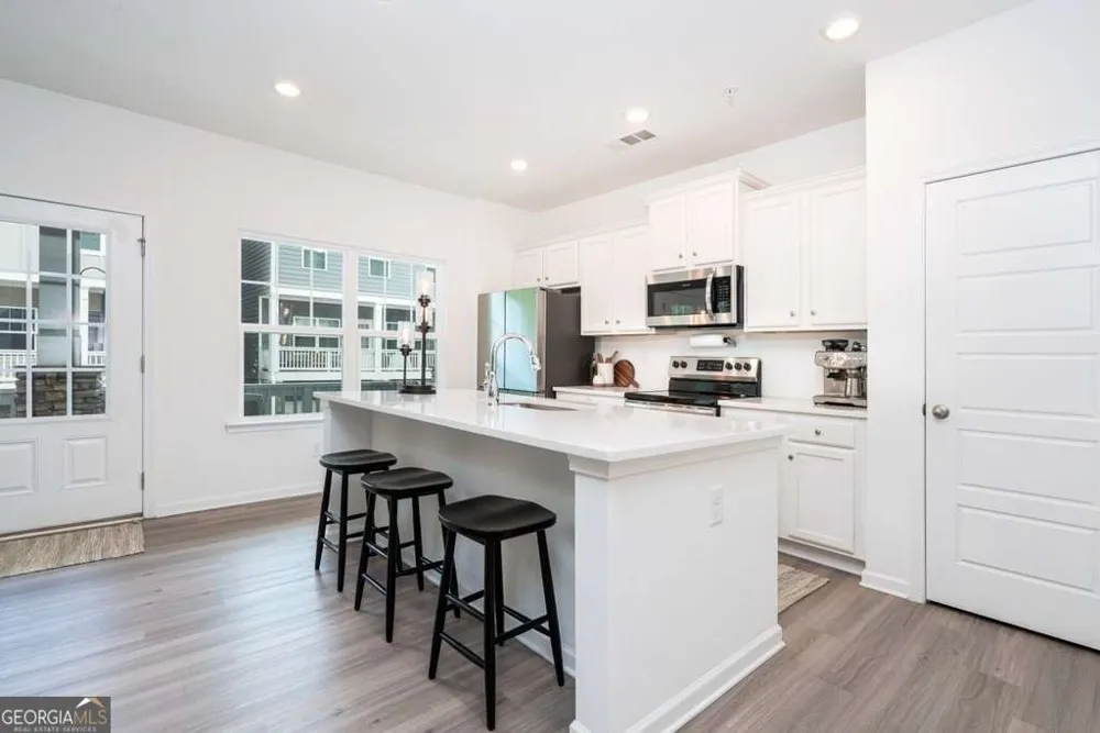2106 Remy CT Kennesaw, GA 30144