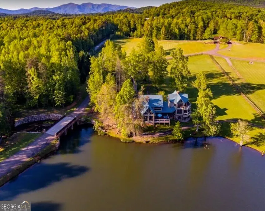 232 Andes Ridge Ellijay, GA 30540