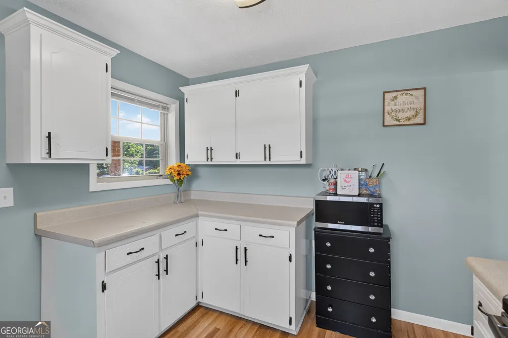 110 Queen DR Glennville, GA 30427