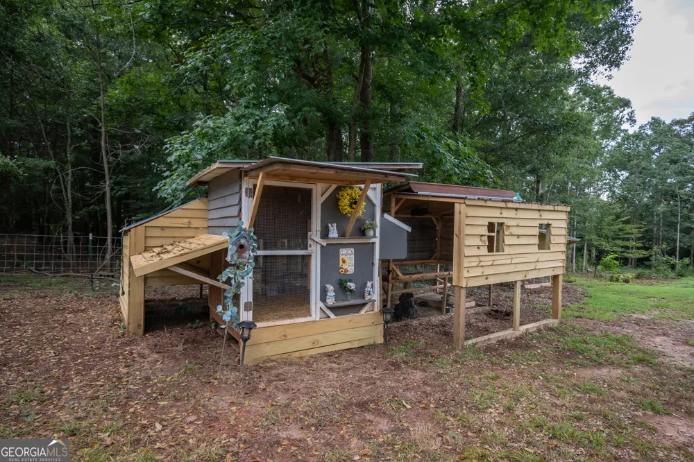2014 Athens RD Royston, GA 30662