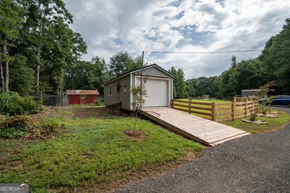 2014 Athens RD Royston, GA 30662