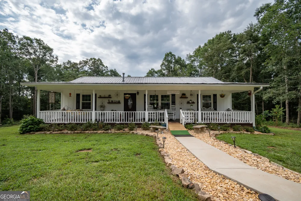 2014 Athens RD Royston, GA 30662