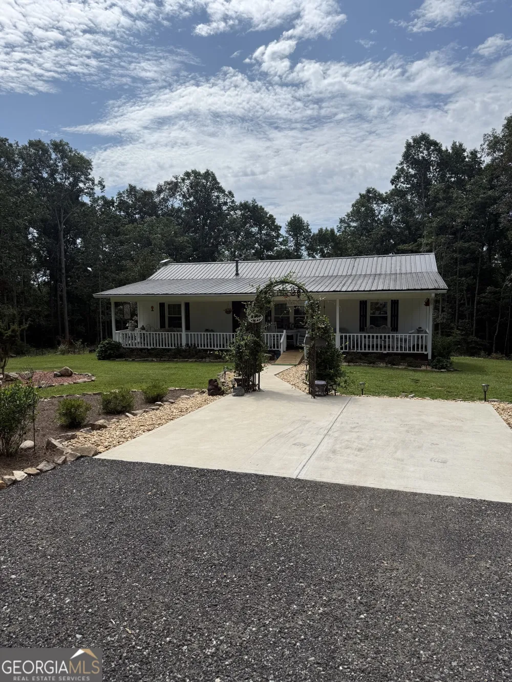 2014 Athens RD Royston, GA 30662