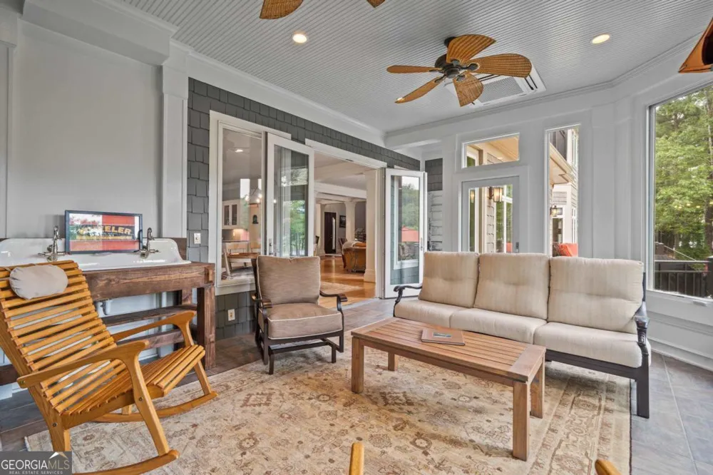 1221 Lake Club DR Greensboro, GA 30642