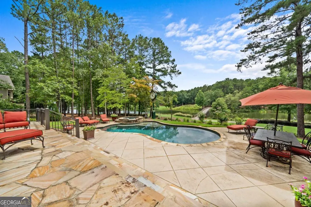 1221 Lake Club DR Greensboro, GA 30642