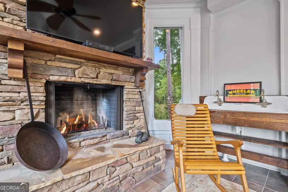 1221 Lake Club DR Greensboro, GA 30642