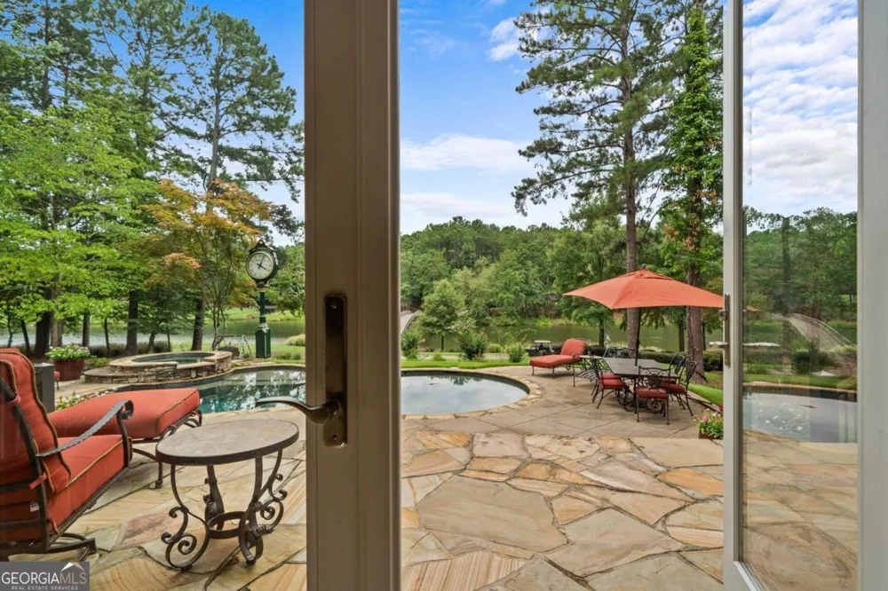 1221 Lake Club DR Greensboro, GA 30642
