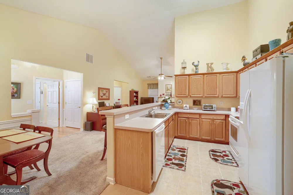 166 Camry LN Grayson, GA 30017