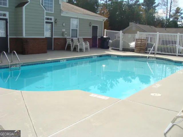 166 Camry LN Grayson, GA 30017