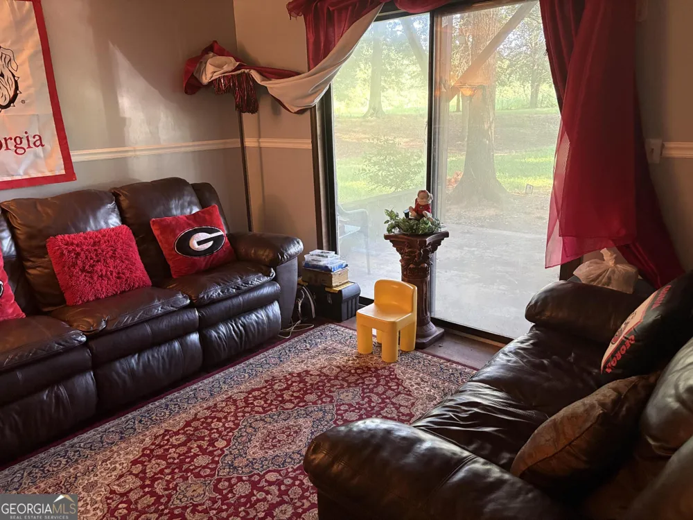 4060 172 HWY Comer, GA 30629