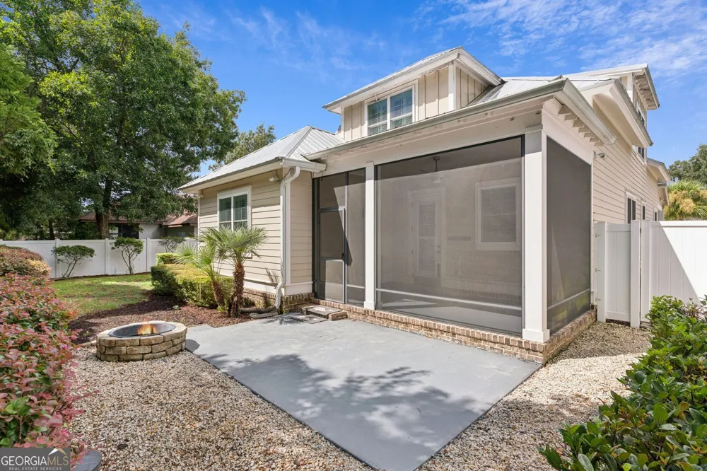 180 Township Bluff CIR St. Simons, GA 31522