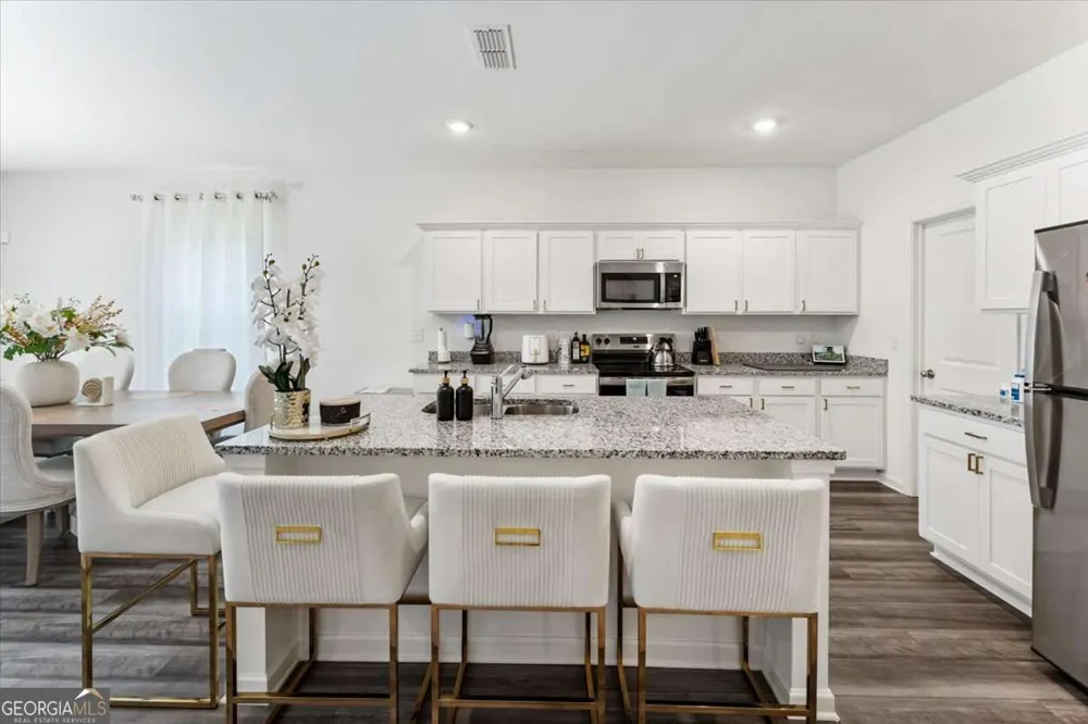 2359 Argento CIR Dacula, GA 30019