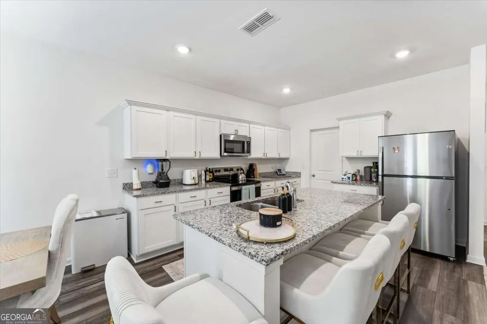 2359 Argento CIR Dacula, GA 30019