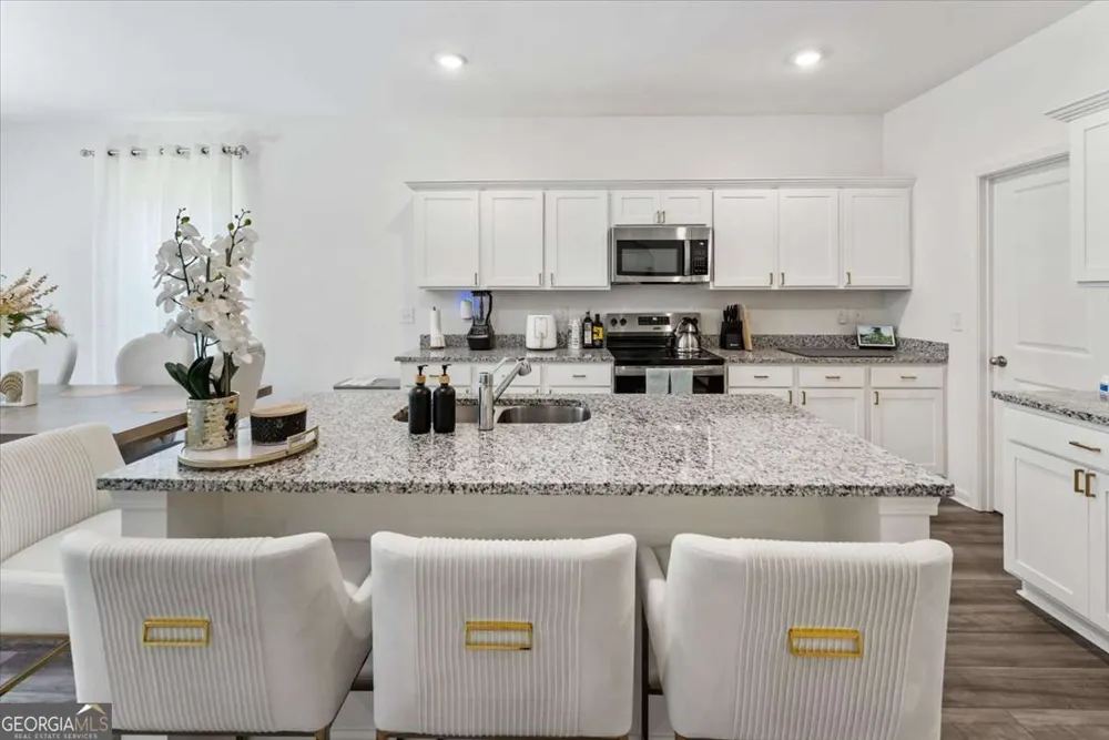 2359 Argento CIR Dacula, GA 30019