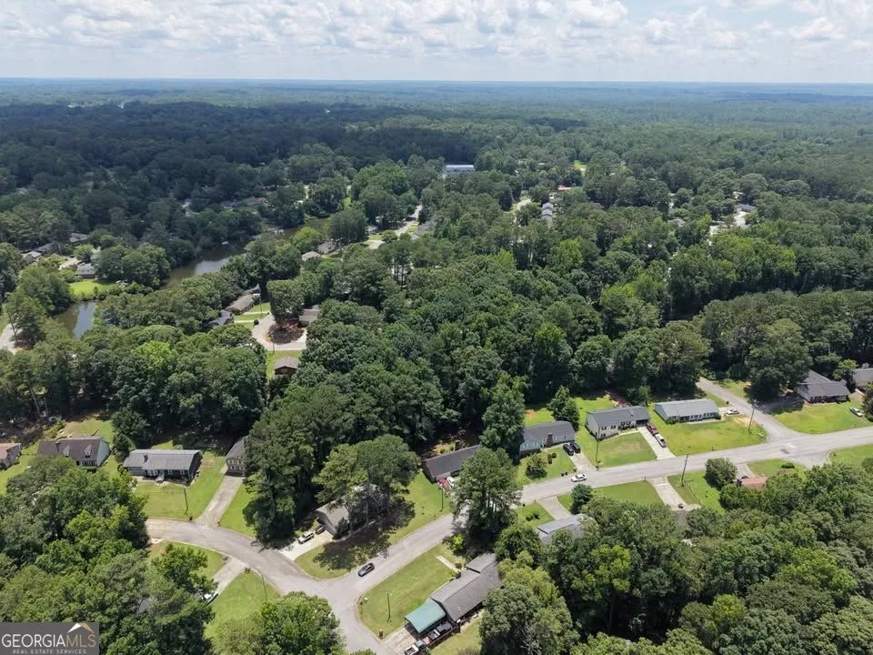 656 Lakeridge DR SE Conyers, GA 30094