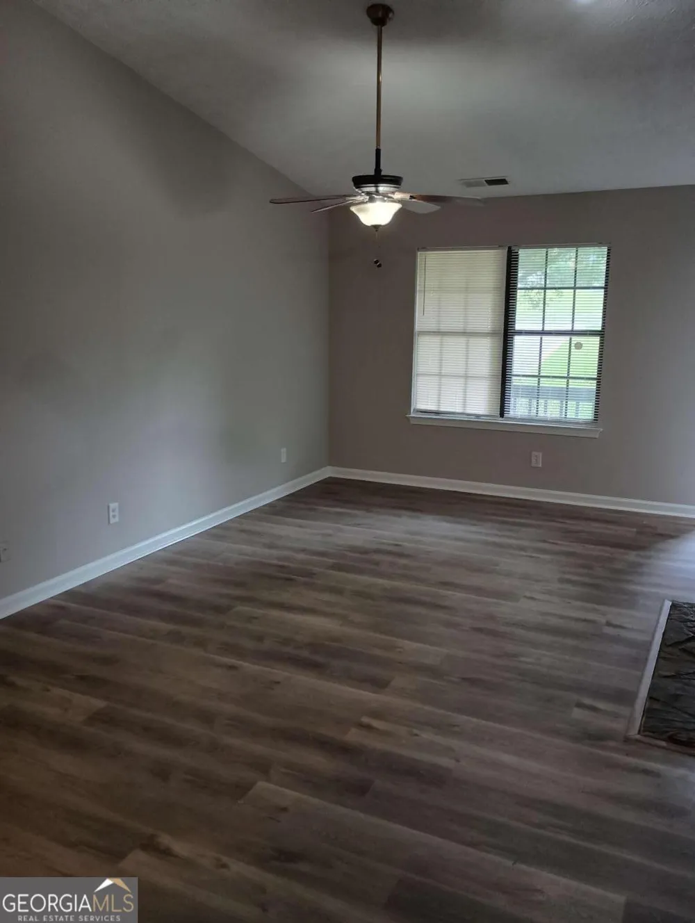 8278 Mountain Pass Riverdale, GA 30274
