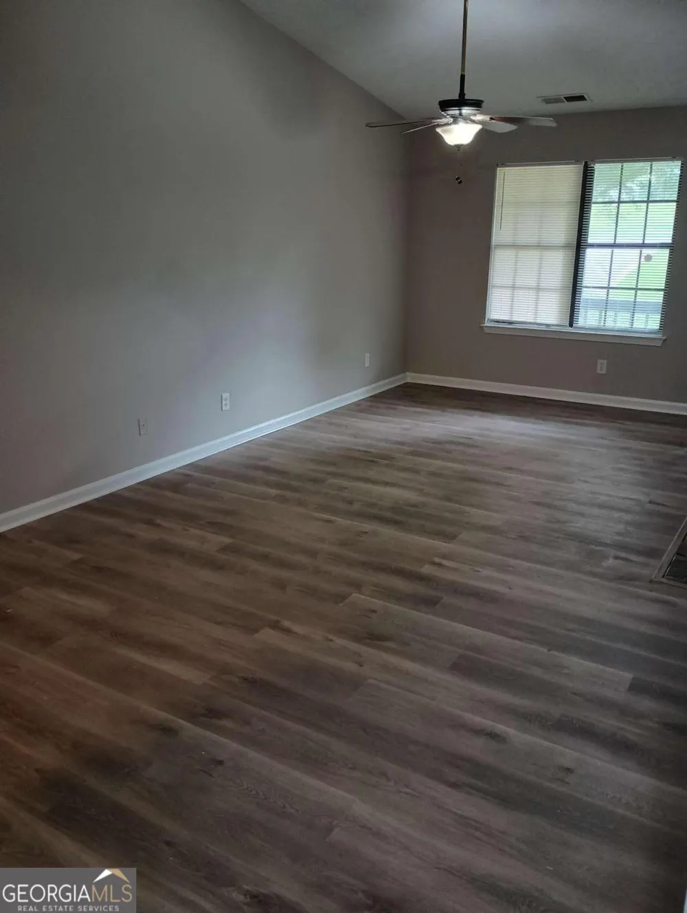 8278 Mountain Pass Riverdale, GA 30274