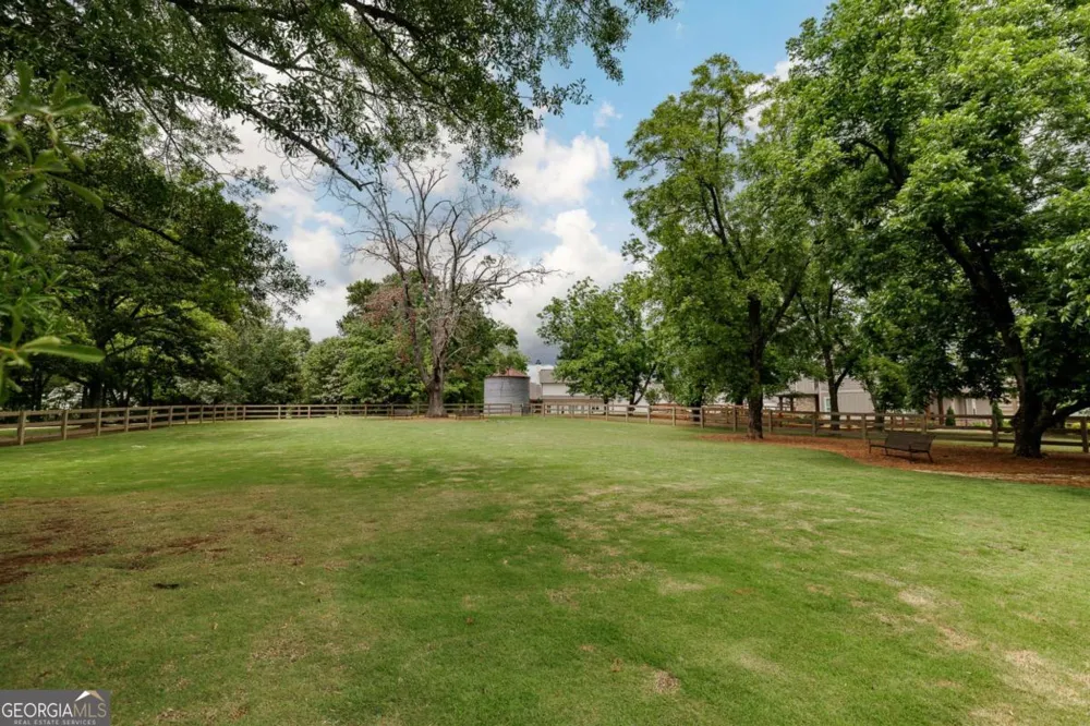 1140 Silo BND Watkinsville, GA 30677