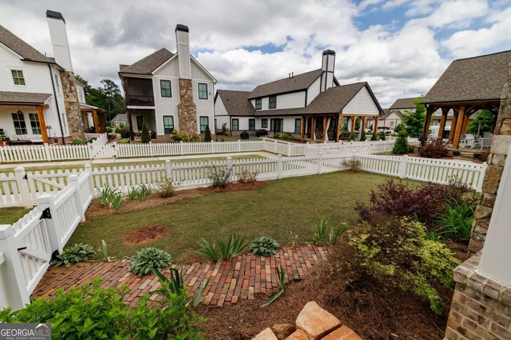 1140 Silo BND Watkinsville, GA 30677
