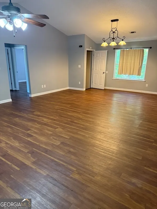 200 Brookdale DR Dublin, GA 31021