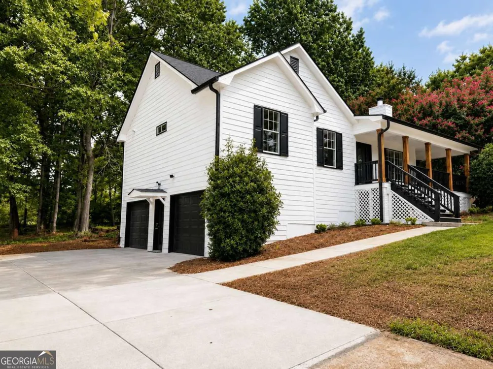 30 Oaklake DR Covington, GA 30016