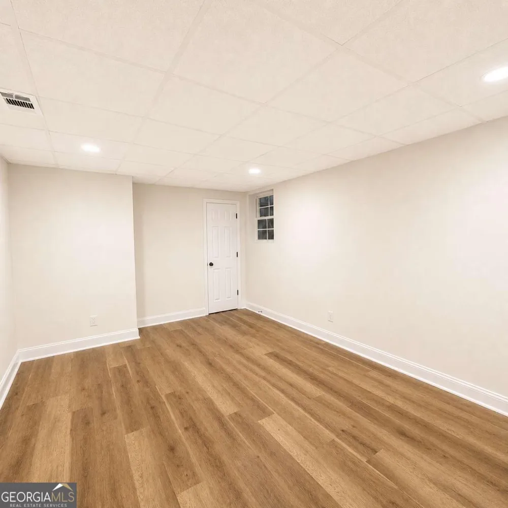30 Oaklake DR Covington, GA 30016
