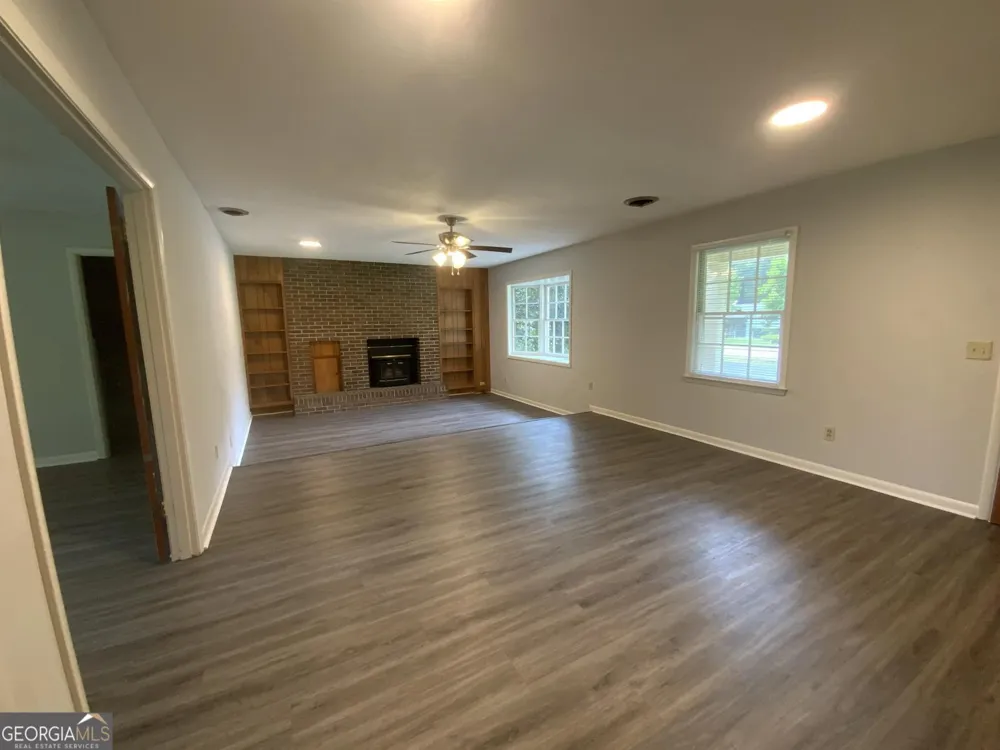 404 Marvin AVE Statesboro, GA 30458