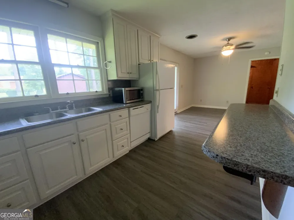 404 Marvin AVE Statesboro, GA 30458