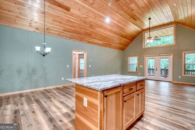 134 Camp Creek VW Blairsville, GA 30512