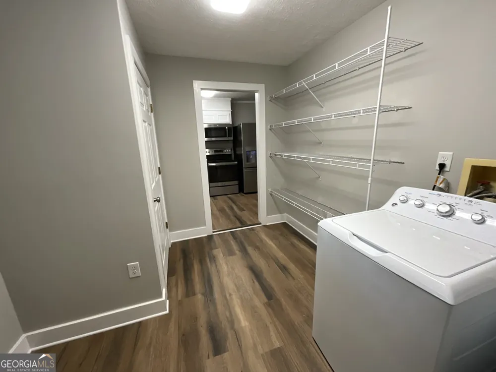 1857 Old Savannah RD Midville, GA 30441