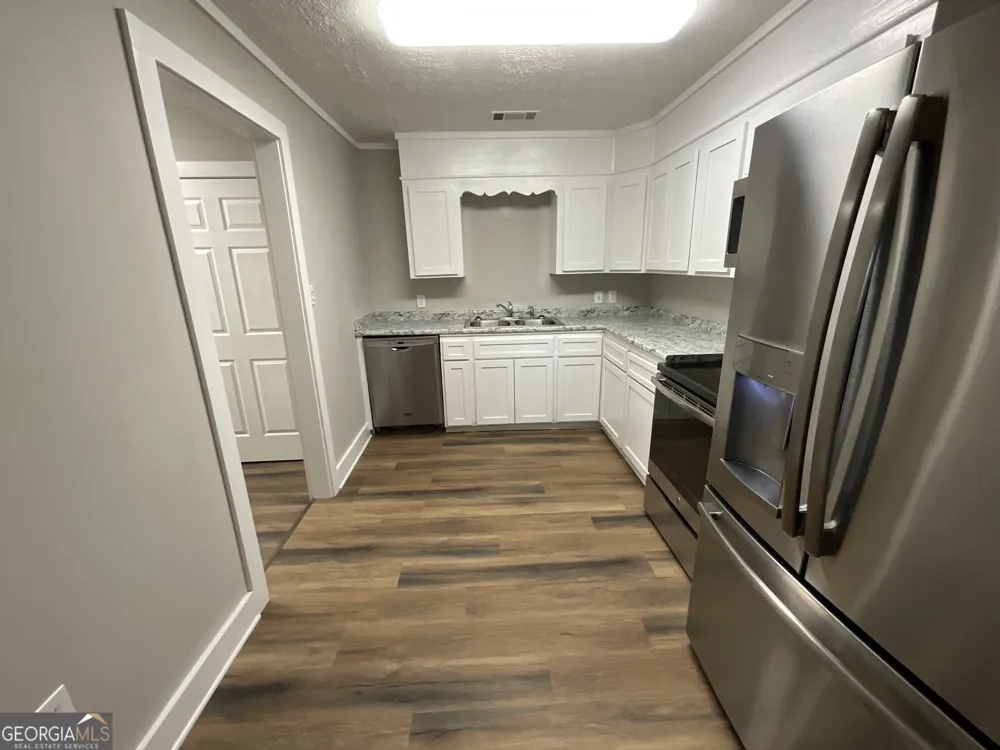 1857 Old Savannah RD Midville, GA 30441