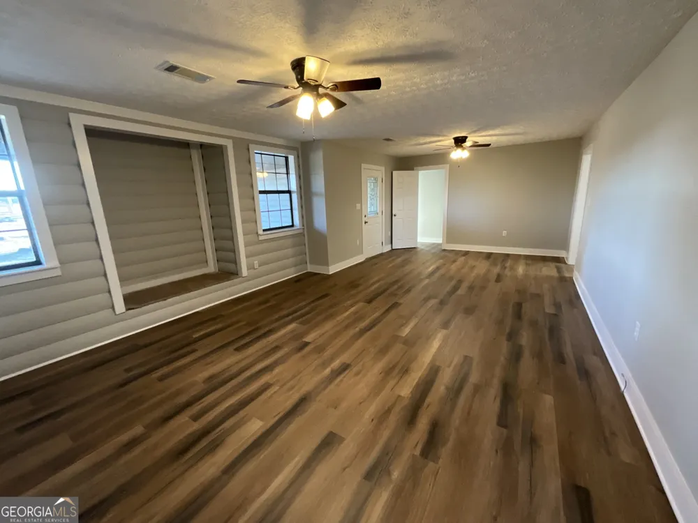 1857 Old Savannah RD Midville, GA 30441