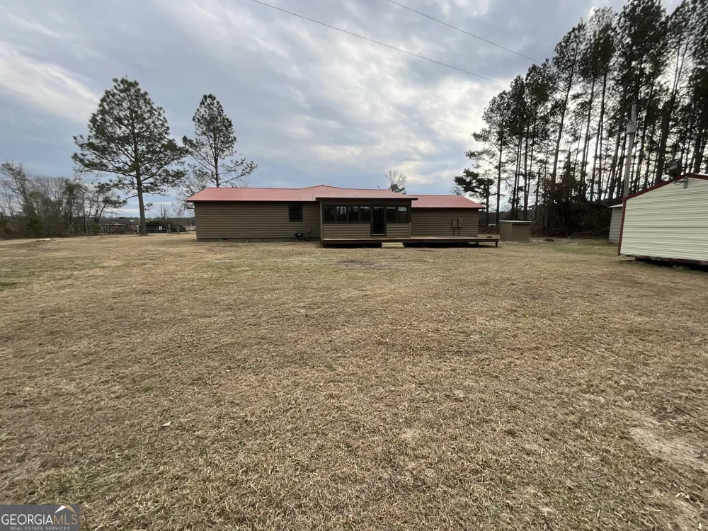 1857 Old Savannah RD Midville, GA 30441