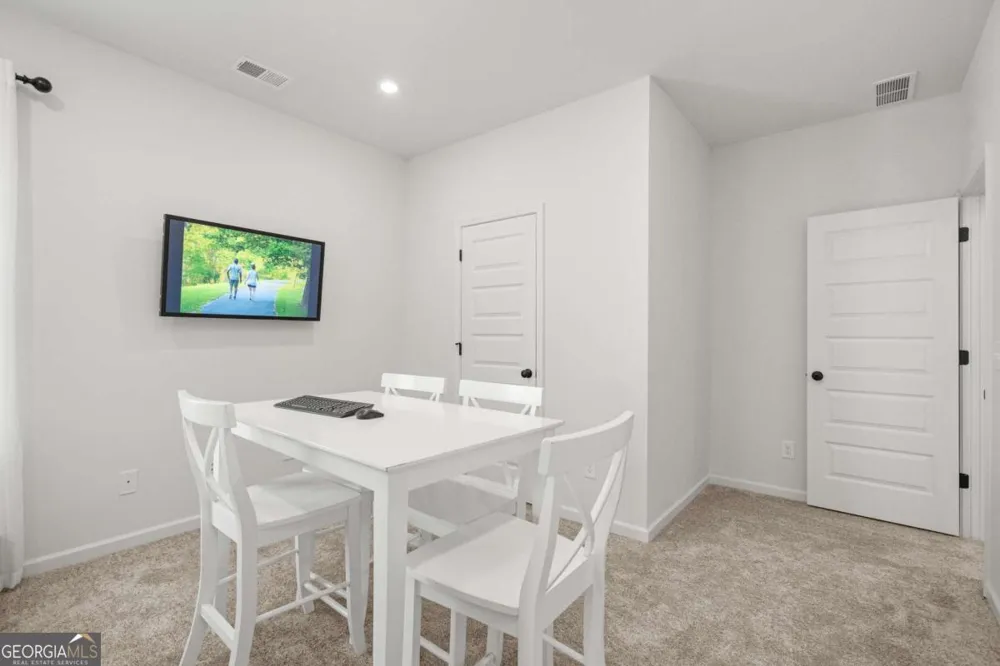 89 Willow CIR Rock Spring, GA 30739