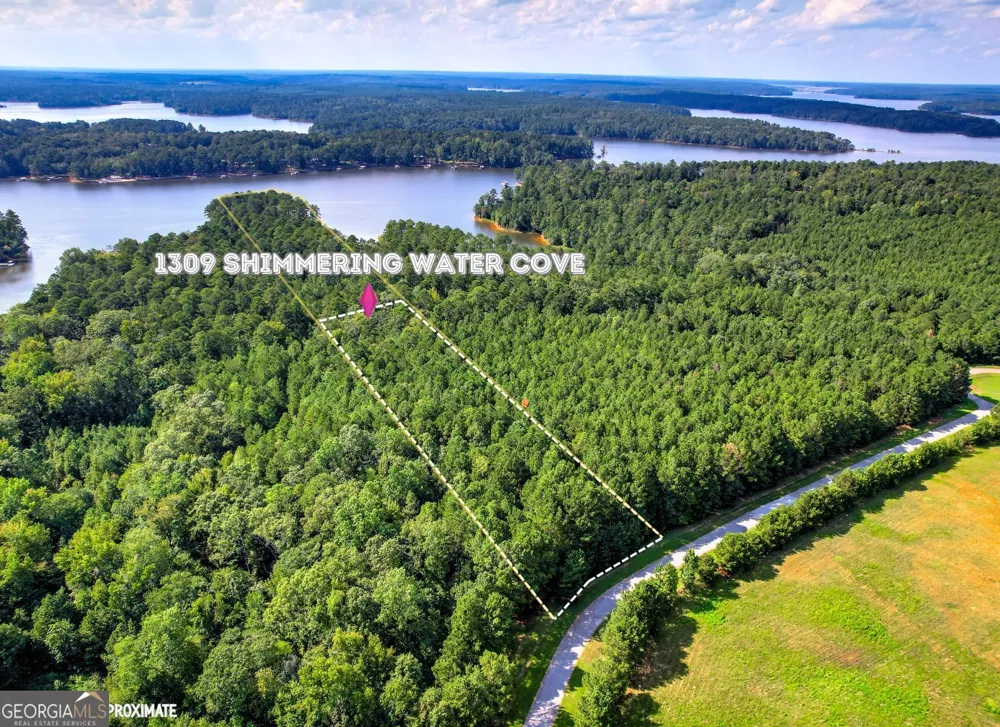 1309 Shimmering Water CV Tignall, GA 30668