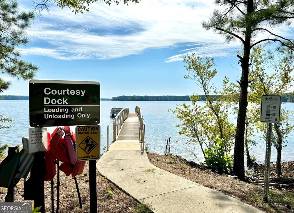 1309 Shimmering Water CV Tignall, GA 30668