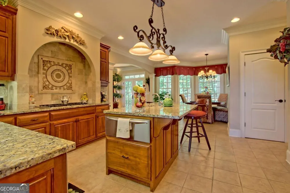 299 Old Homestead LN Hayesville, NC 28904