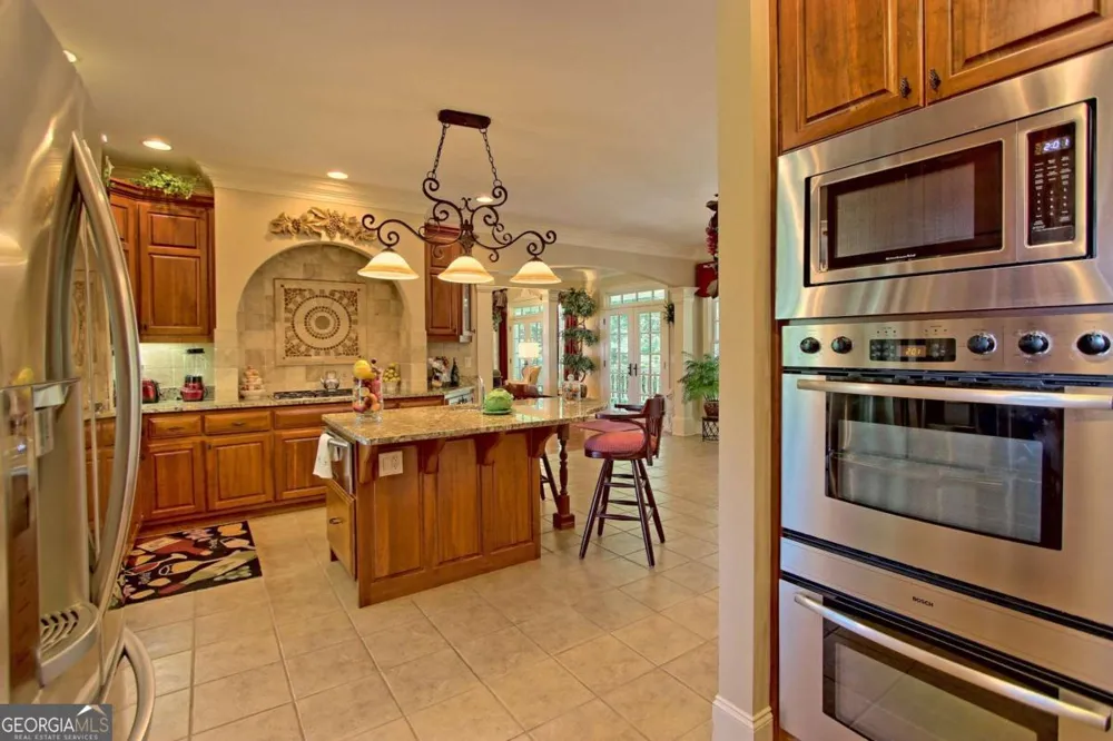 299 Old Homestead LN Hayesville, NC 28904