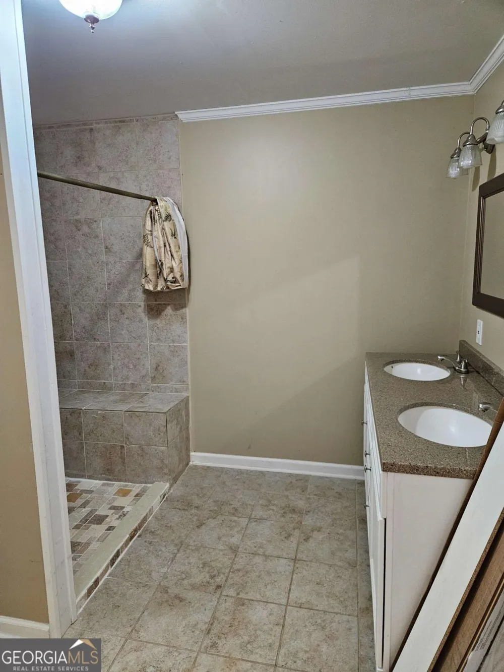 327 Kensington CIR Bremen, GA 30110