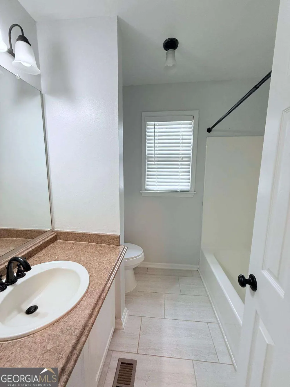 154 Camden Woods DR Dallas, GA 30157