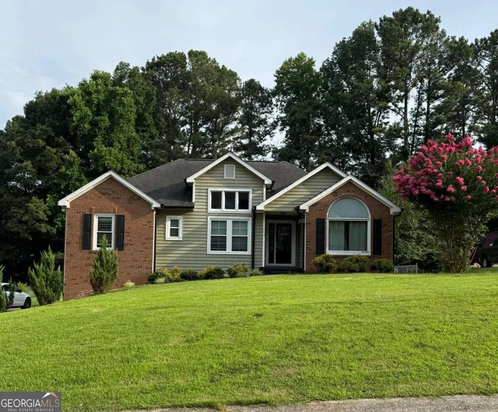 154 Camden Woods DR Dallas, GA 30157