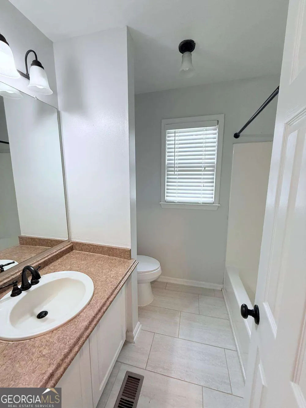 154 Camden Woods DR Dallas, GA 30157