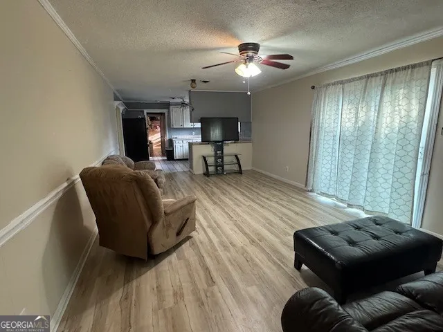 306 Hillcrest AVE Warner Robins, GA 31088